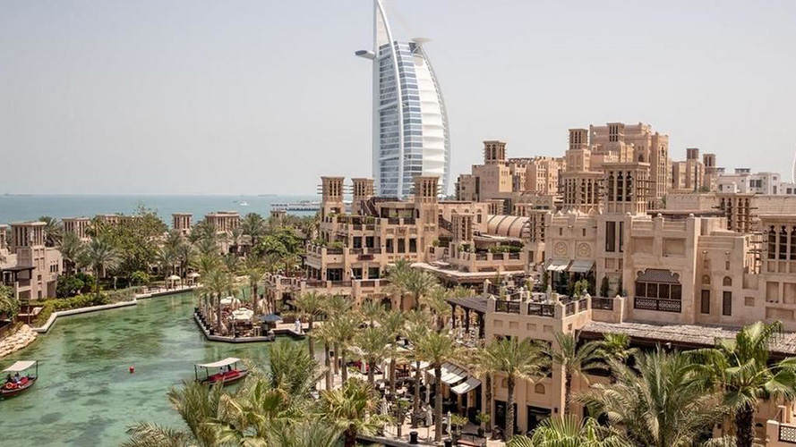 JUMEIRAH AL QASR