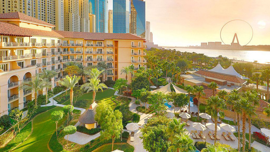 THE RITZ-CARLTON DUBAI